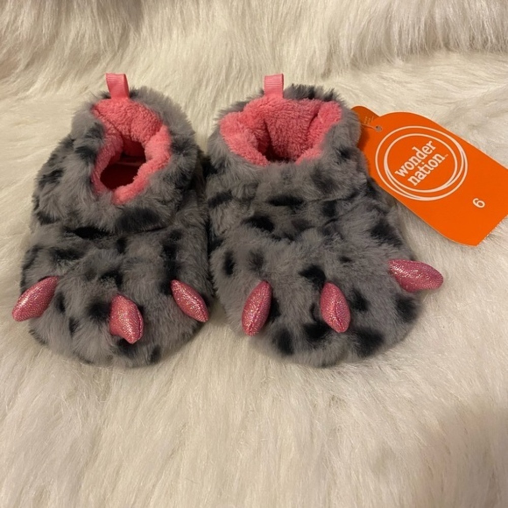 Wonder‎ Nation Slippers Girls Toddler Size 6 Gray Pink Animal Claw Slip On